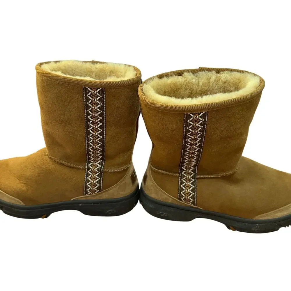 Vintage Ugg Australia Women's Ultimate Tasman embroidered boots Rare Y2K  sz 6